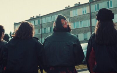 Kinowa prapremiera nowego teledysku Karoliny Cichej i Sw@dy. Reż: Karol Moch