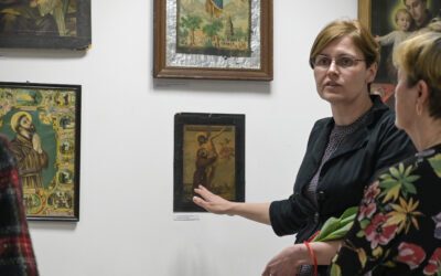WIZERUNKI ŚWIĘTYCH W DOMACH WIEJSKICH – RELACJA Z OTWARCIA WYSTAWY