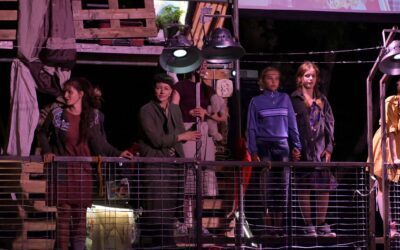 Teatr Fuzja zmierzył się z tematem migracji – spektakl plenerowy „Nieproszeni”
